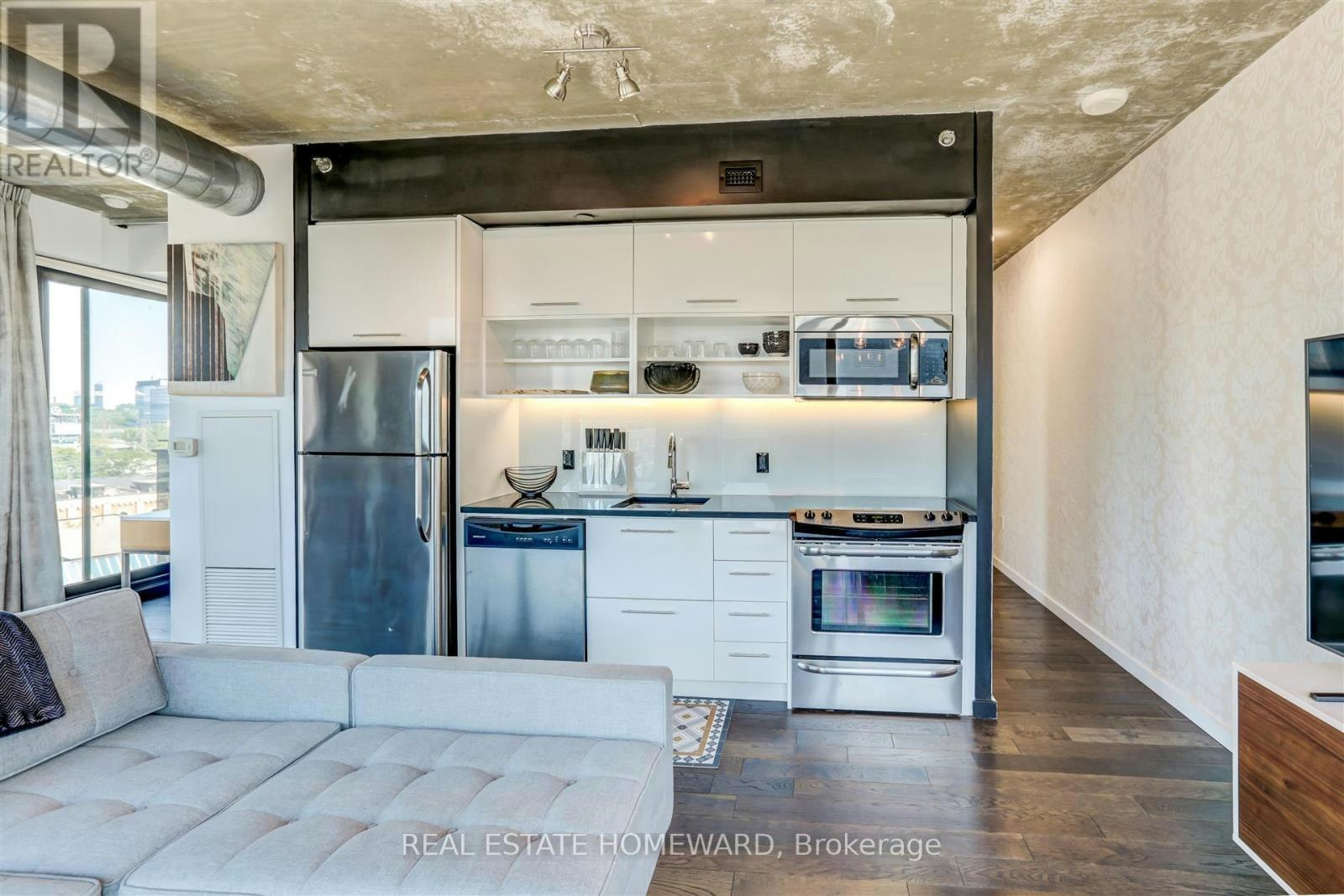 817-51 Trolley Crescent, Toronto, ON, M5A 0E9 - 10