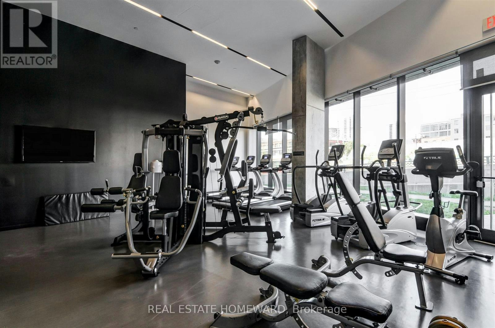 817-51 Trolley Crescent, Toronto, ON, M5A 0E9 - 31