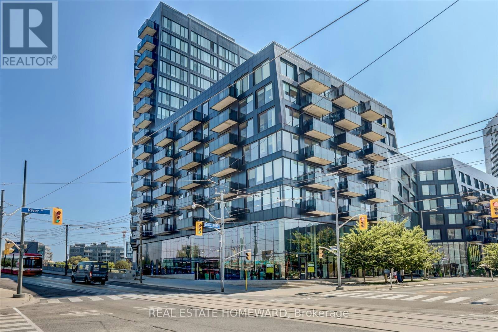 817-51 Trolley Crescent, Toronto, ON, M5A 0E9 - 2