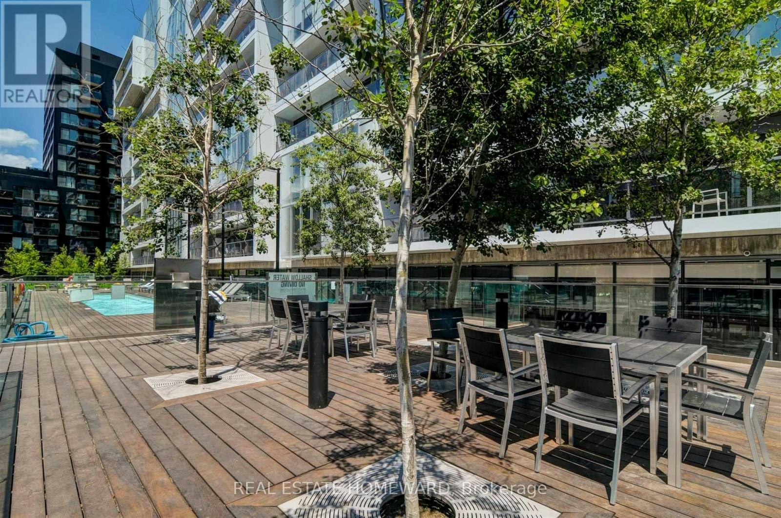 817-51 Trolley Crescent, Toronto, ON, M5A 0E9 - 35