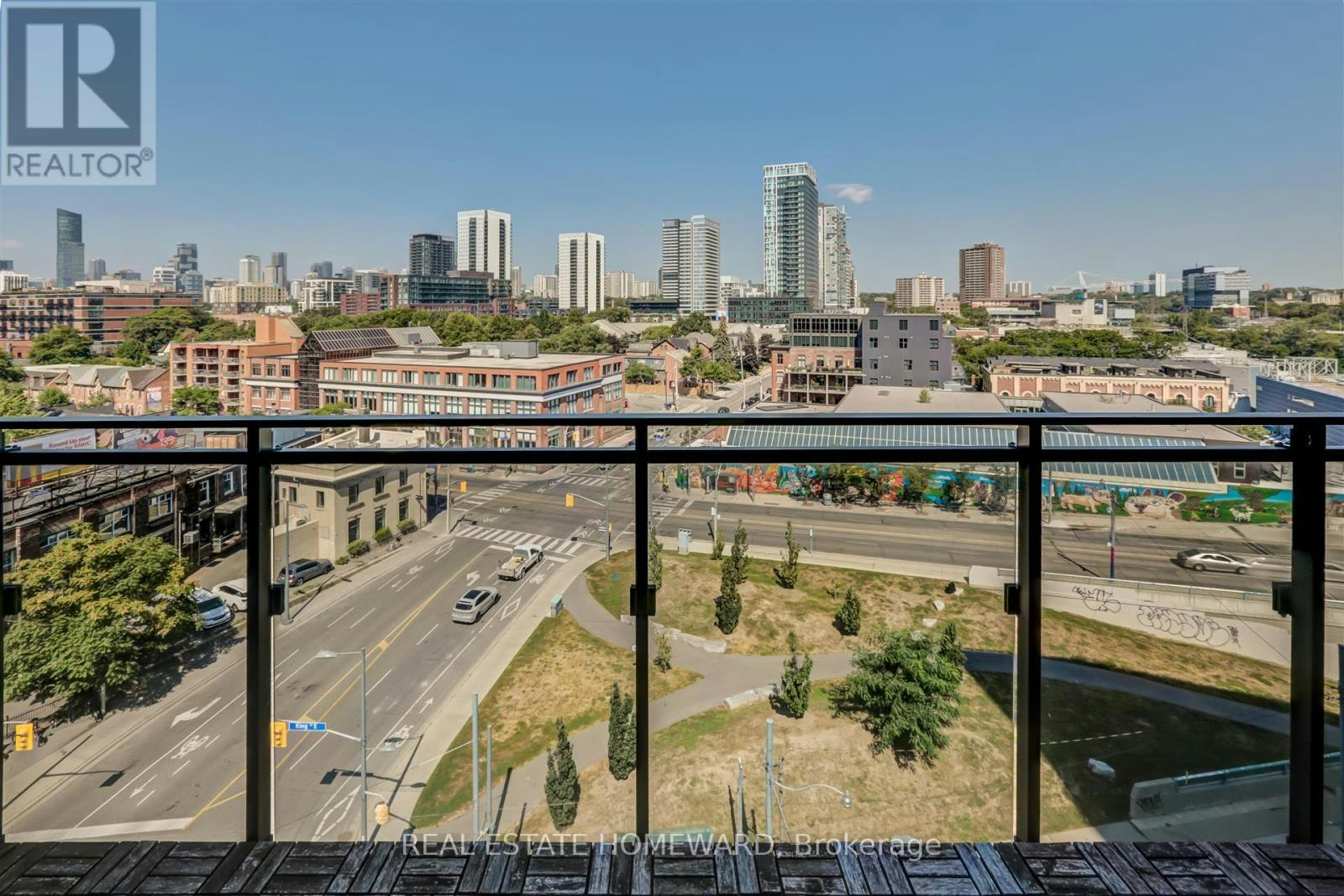 817-51 Trolley Crescent, Toronto, ON, M5A 0E9 - 19