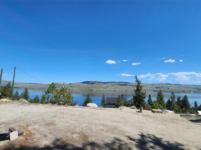6461 Monck Park Road - 2