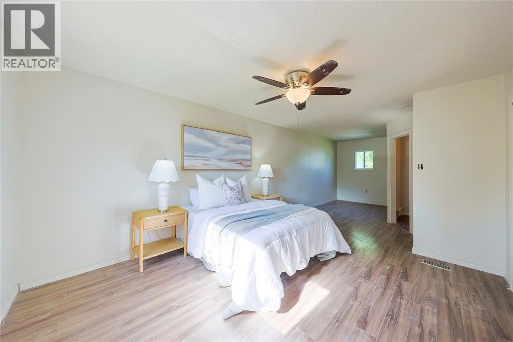 898 Grandview Avenue, Sarnia, ON, N7V 3X2 - 16