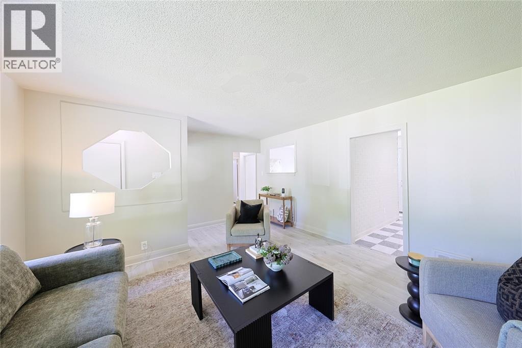 898 Grandview Avenue, Sarnia, ON, N7V 3X2 - 6