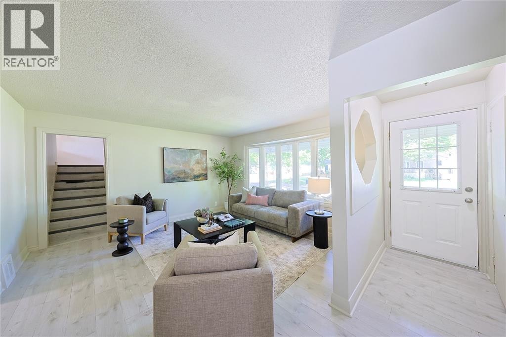 898 Grandview Avenue, Sarnia, ON, N7V 3X2 - 5