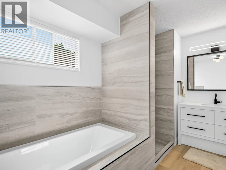 20328 Dale Drive, Maple Ridge, BC, V2X 8V6 - 22