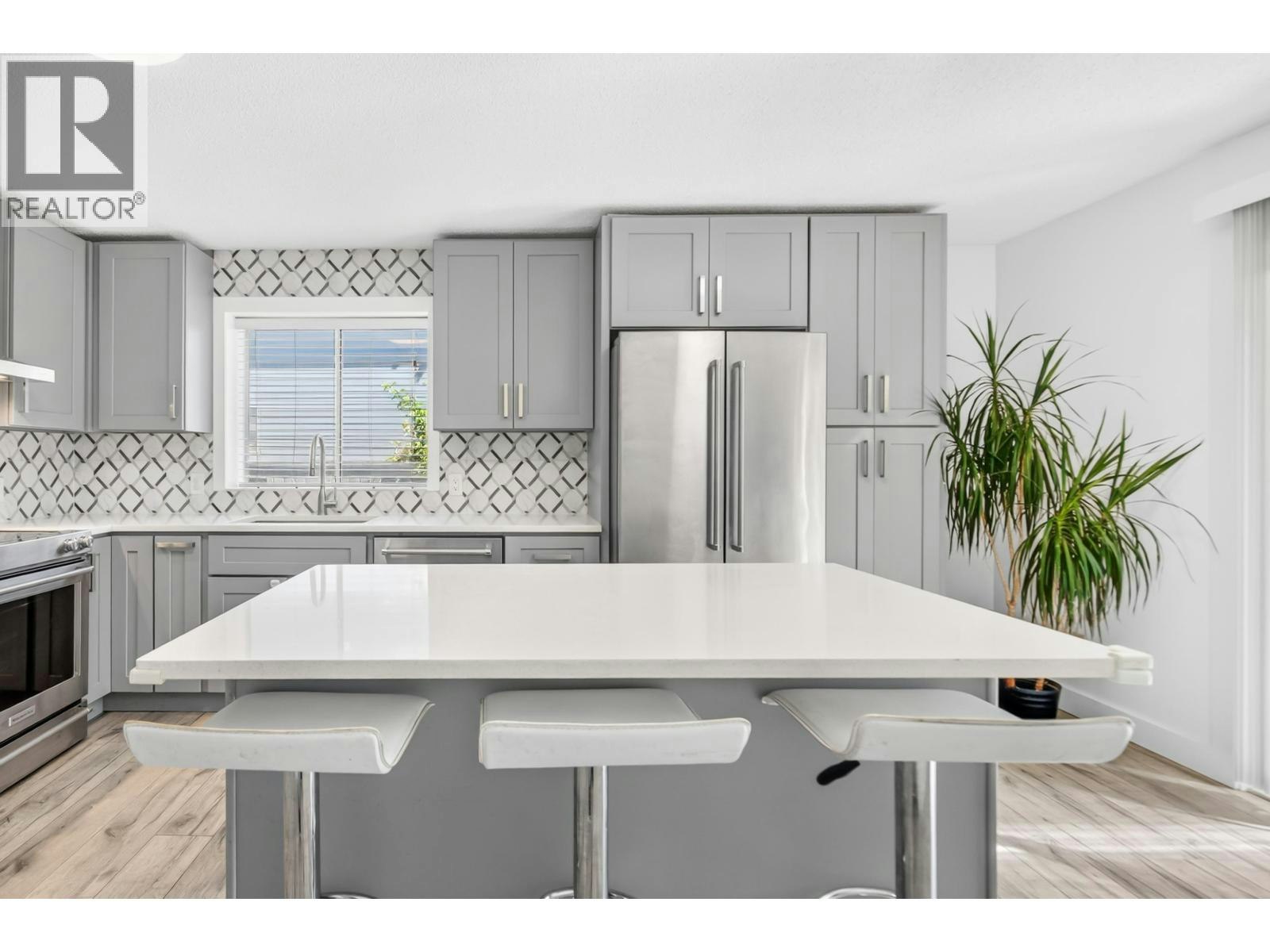 20328 Dale Drive, Maple Ridge, BC, V2X 8V6 - 7