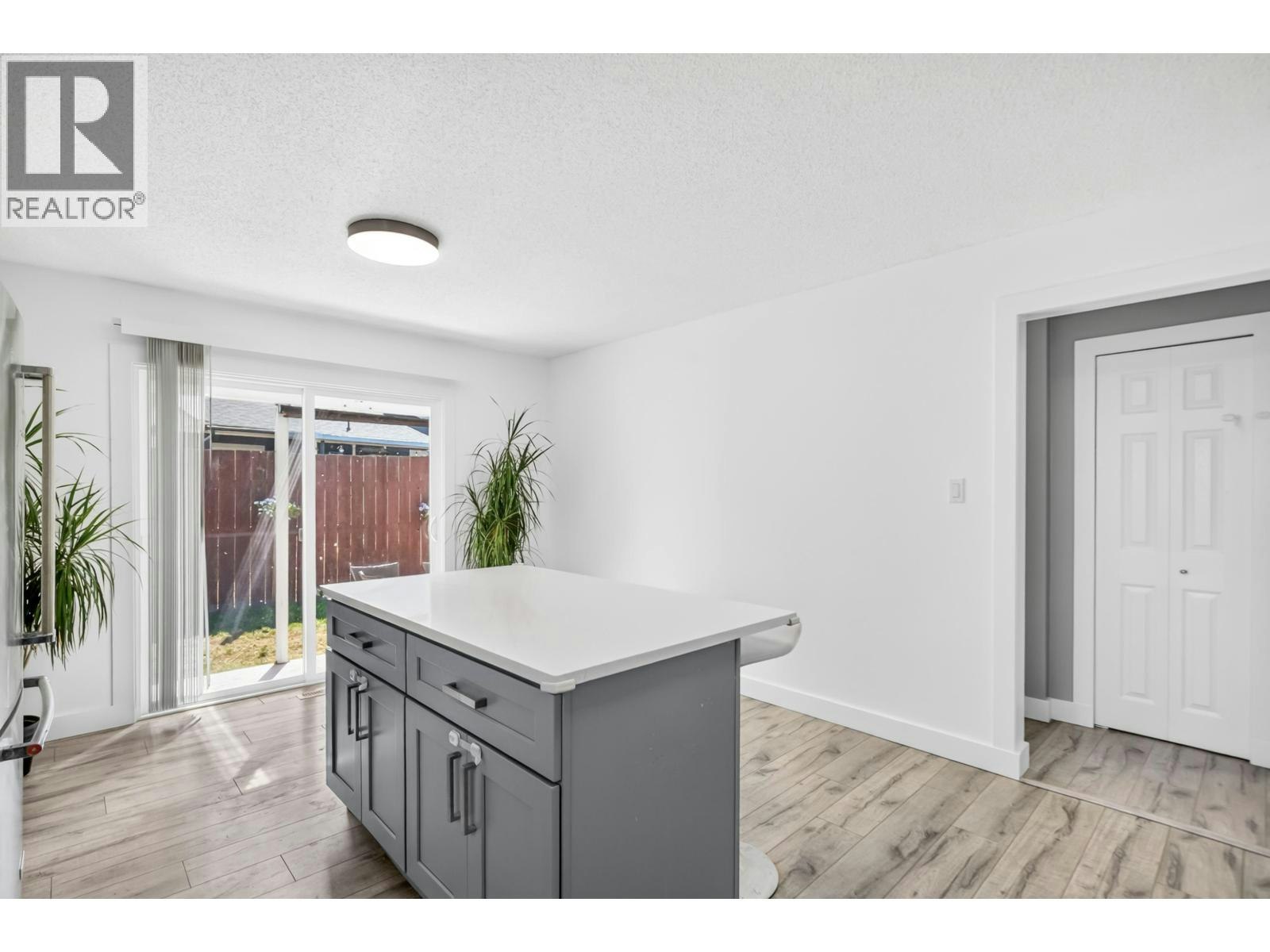 20328 Dale Drive, Maple Ridge, BC, V2X 8V6 - 10