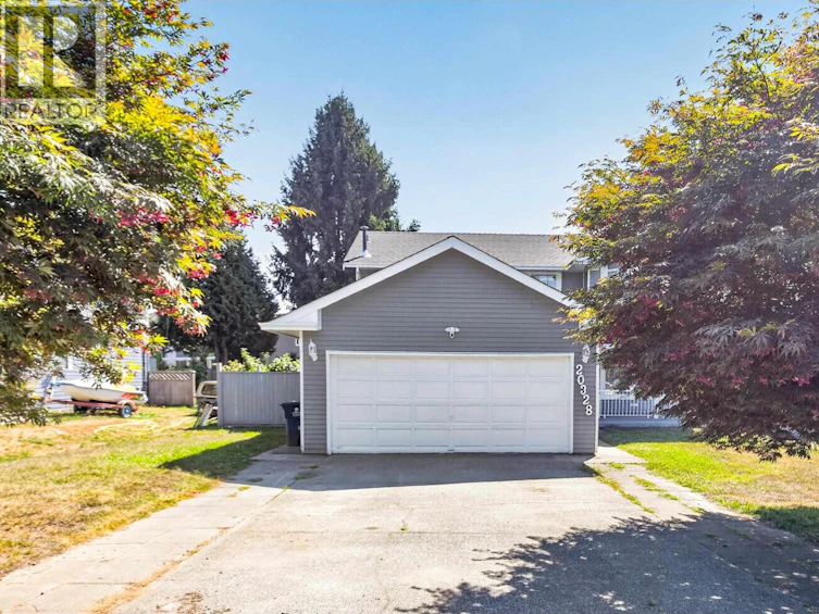 20328 Dale Drive, Maple Ridge, BC, V2X 8V6 - 2