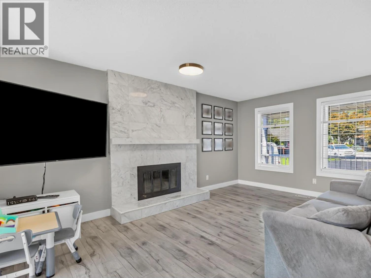 20328 Dale Drive, Maple Ridge, BC, V2X 8V6 - 17