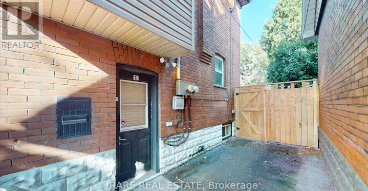 1-8 Balsam Avenue N, Hamilton, ON, L8L 6Y2 - 32