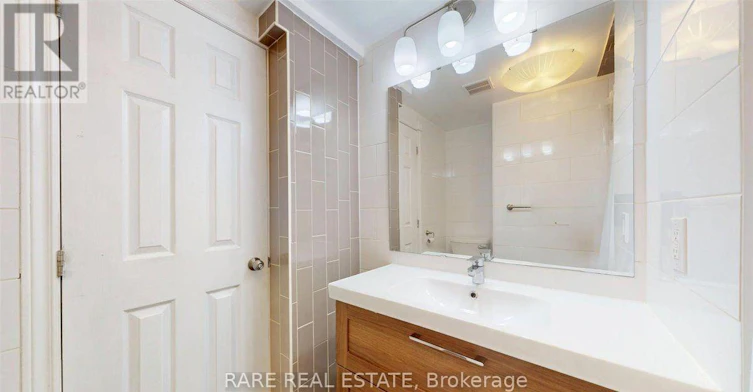 1-8 Balsam Avenue N, Hamilton, ON, L8L 6Y2 - 10