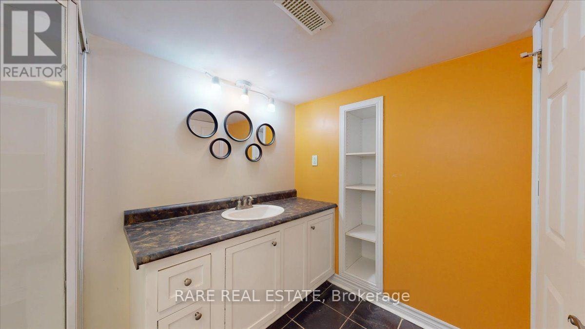 1-8 Balsam Avenue N, Hamilton, ON, L8L 6Y2 - 21