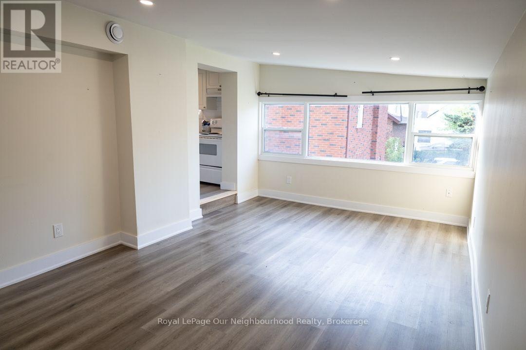 3-103 Ritson Road S, Oshawa, ON, L1H 5H1 - 3