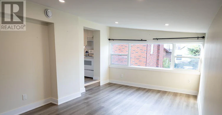 3-103 Ritson Road S, Oshawa, ON, L1H 5H1 - 3