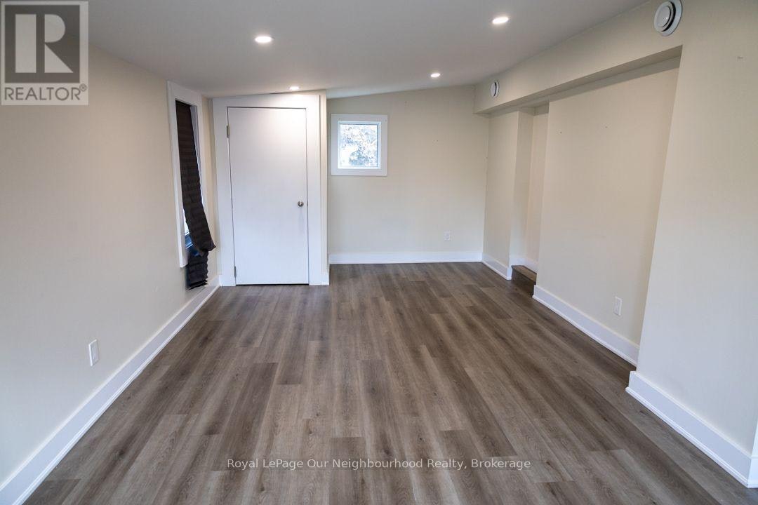 3-103 Ritson Road S, Oshawa, ON, L1H 5H1