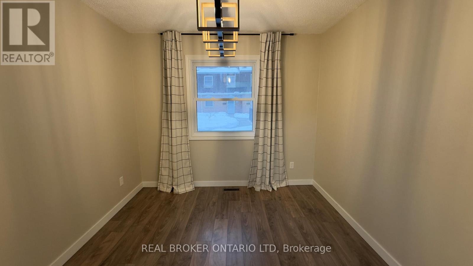 457 Wilkins Street, London, ON, N6C 5B5 - 12