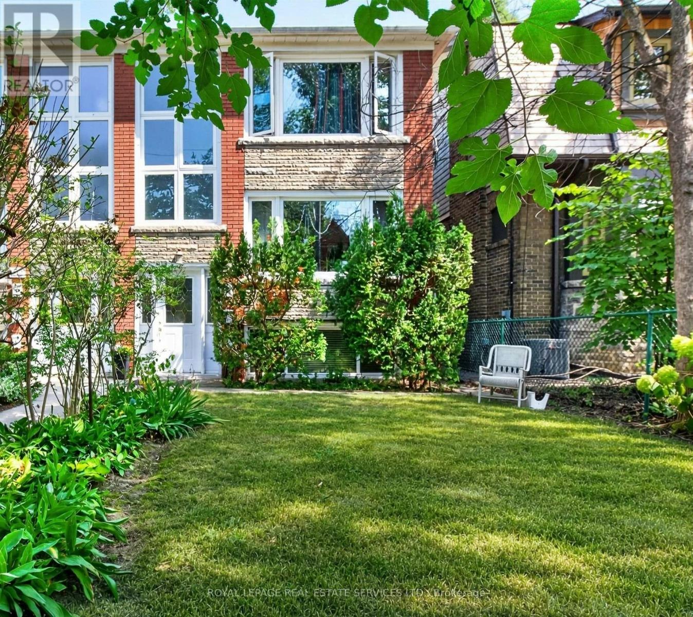151A Evelyn Avenue, Toronto, ON, M6P 2Z6
