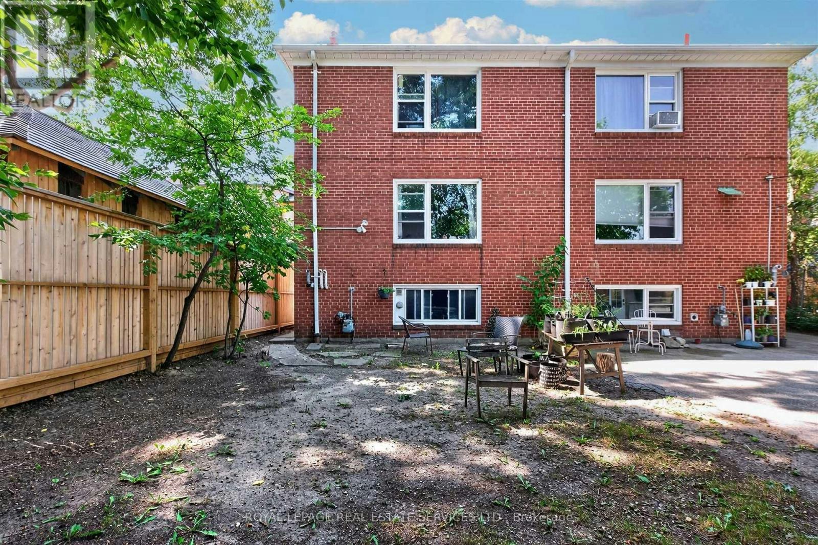 151A Evelyn Avenue, Toronto, ON, M6P 2Z6 - 13