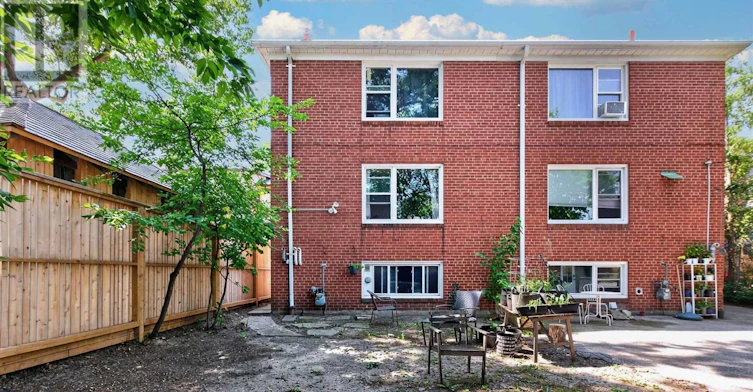 151A Evelyn Avenue, Toronto, ON, M6P 2Z6 - 13