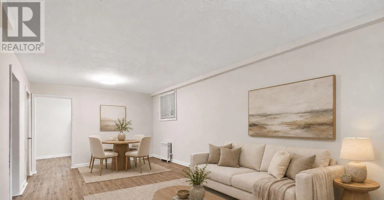 151A Evelyn Avenue, Toronto, ON, M6P 2Z6 - 4