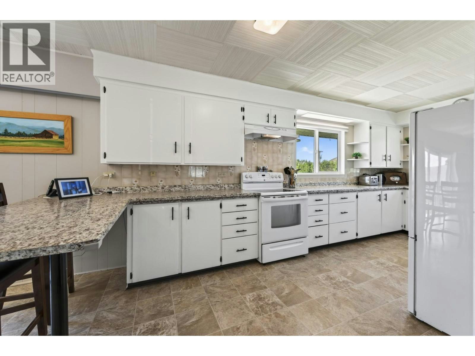 2156 Back Valley Road, Cache Creek, BC, V0K 1H0 - 6