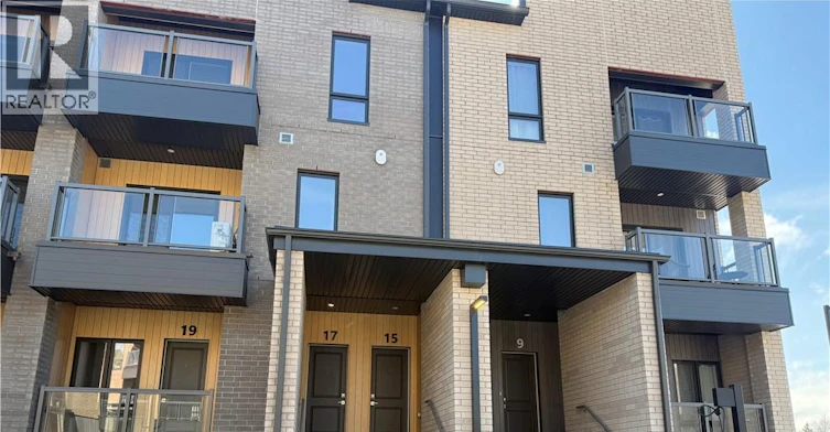 17 Reverie Way, Kitchener, ON, N2E 0K5 - 2