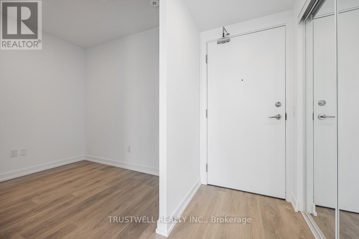 1210-1100 Sheppard Avenue W, Toronto, ON, M3K 0E4 - 2