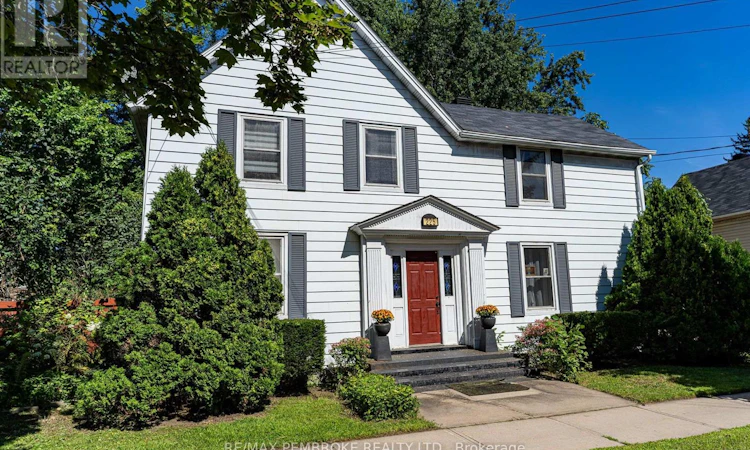 225 Mary Street