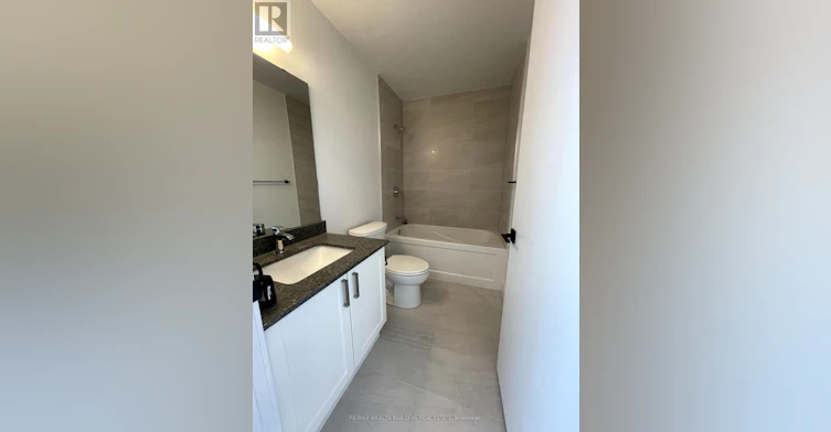 1513-2782 Barton Street E, Hamilton, ON, L8E 2J8 - 5