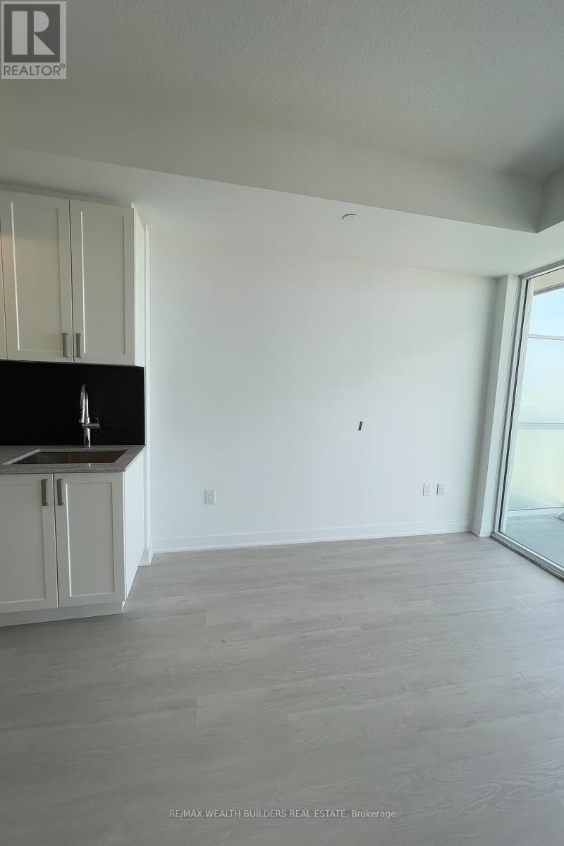 1513-2782 Barton Street E, Hamilton, ON, L8E 2J8 - 8