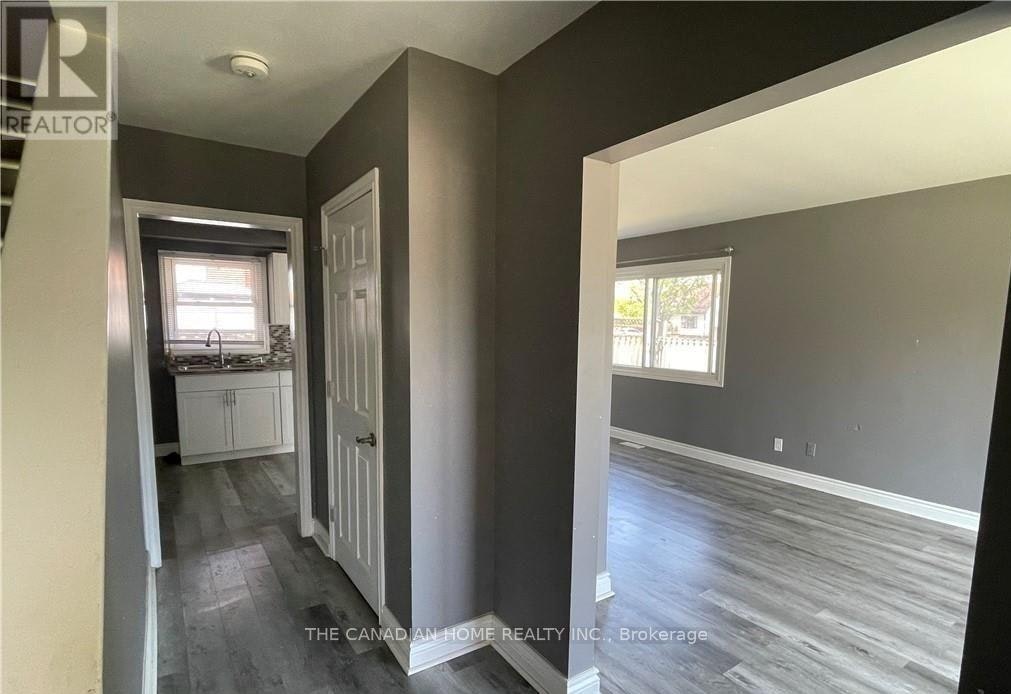 7265 Fern Ave Avenue, Niagara Falls, ON, L2G 5H3 - 5