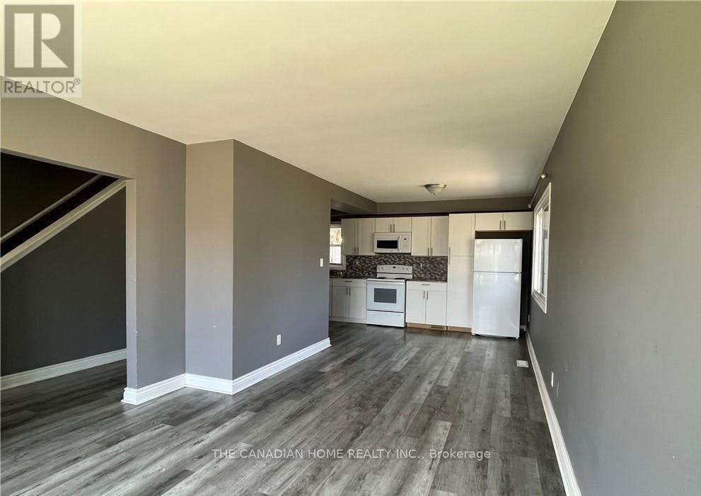 7265 Fern Ave Avenue, Niagara Falls, ON, L2G 5H3 - 2