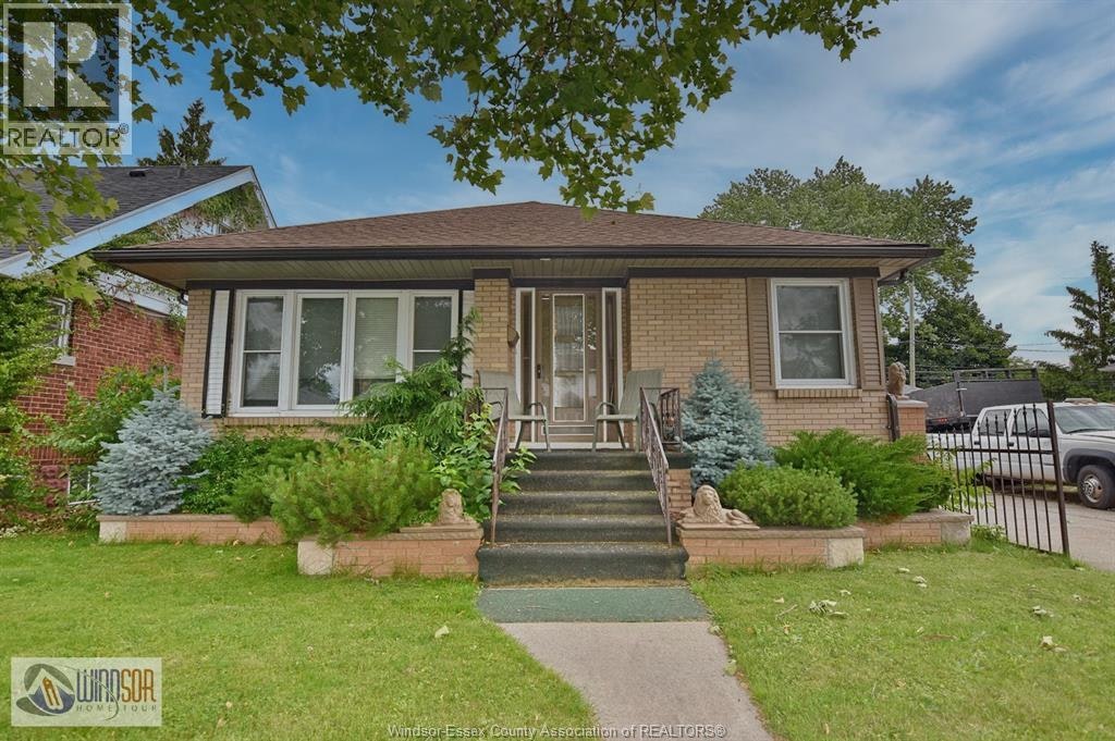 1534 Pillette Road, Windsor, ON, N8Y 3C2