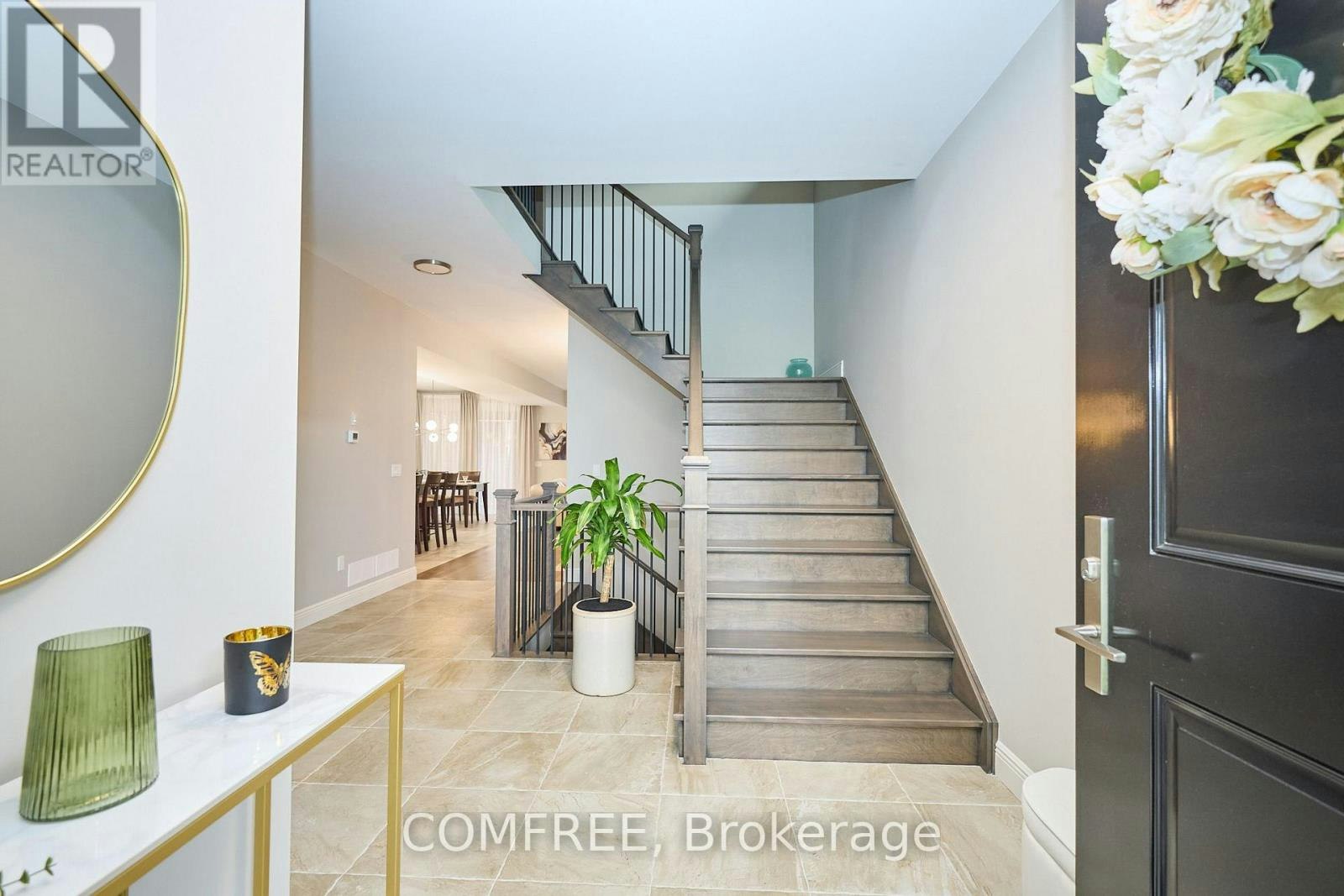 8880 Angie Drive, Niagara Falls, ON, L2H 3W8