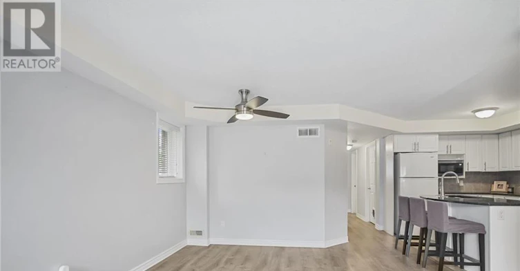 2-46 Barnstone Drive, Ottawa, ON, K2G 4R6 - 9