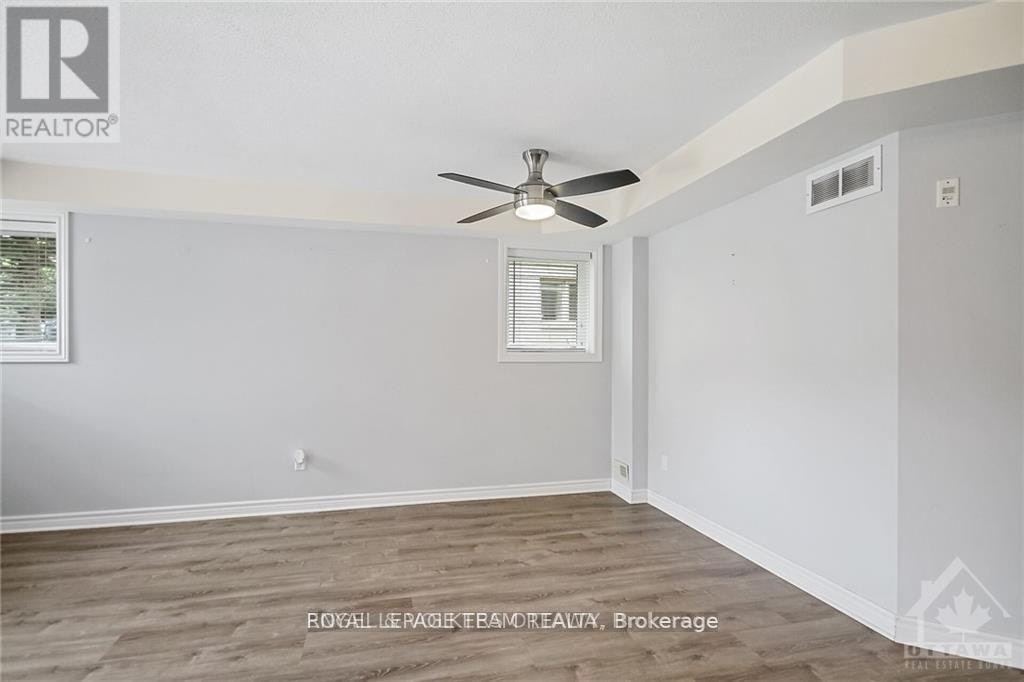 2-46 Barnstone Drive, Ottawa, ON, K2G 4R6 - 8