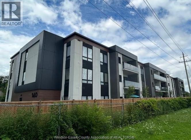 209-140 Main Street East, Kingsville, ON, N9Y 1A6
