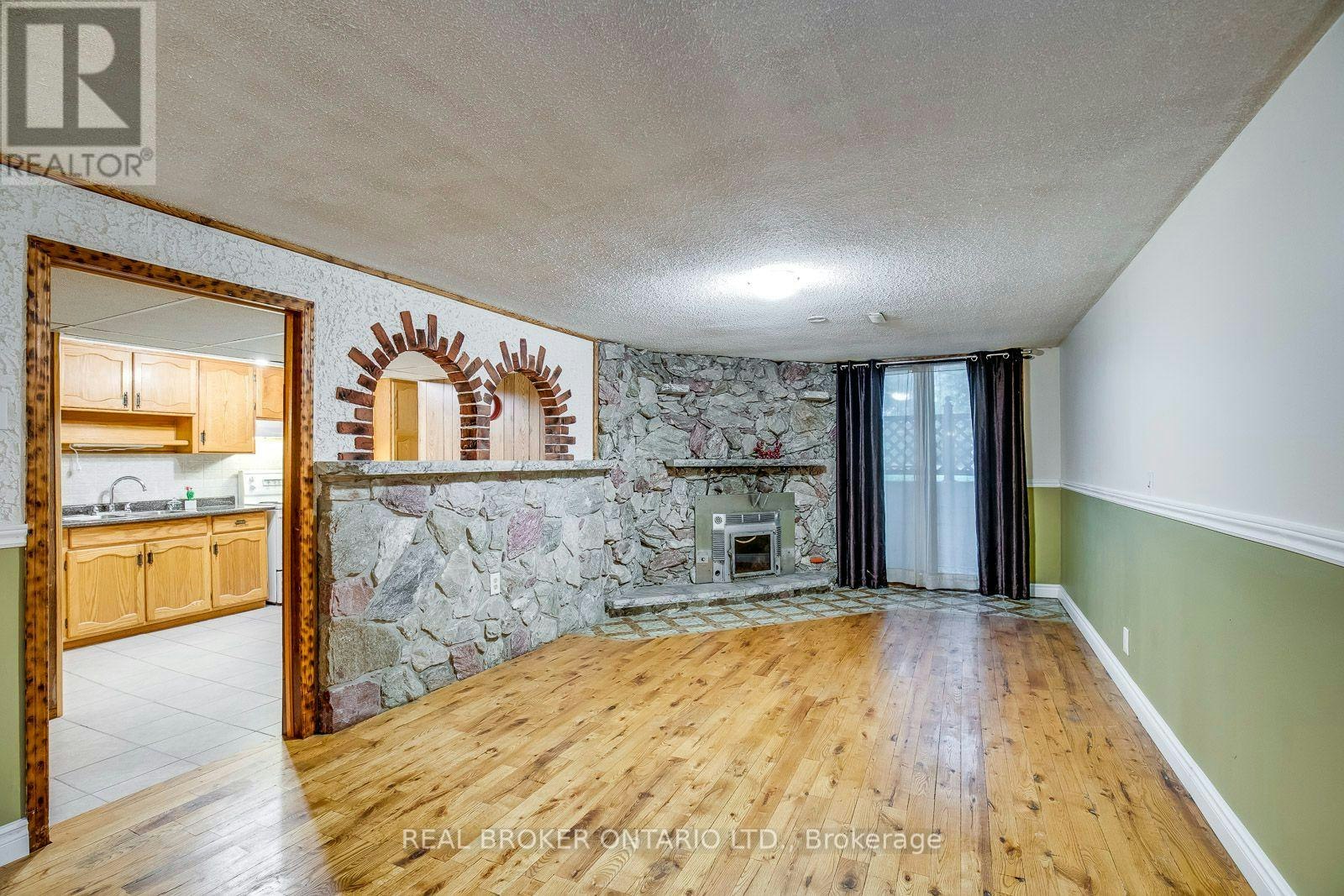 BSMT-43 Hammond Road, Mississauga, ON, L5M 2A1 - 3