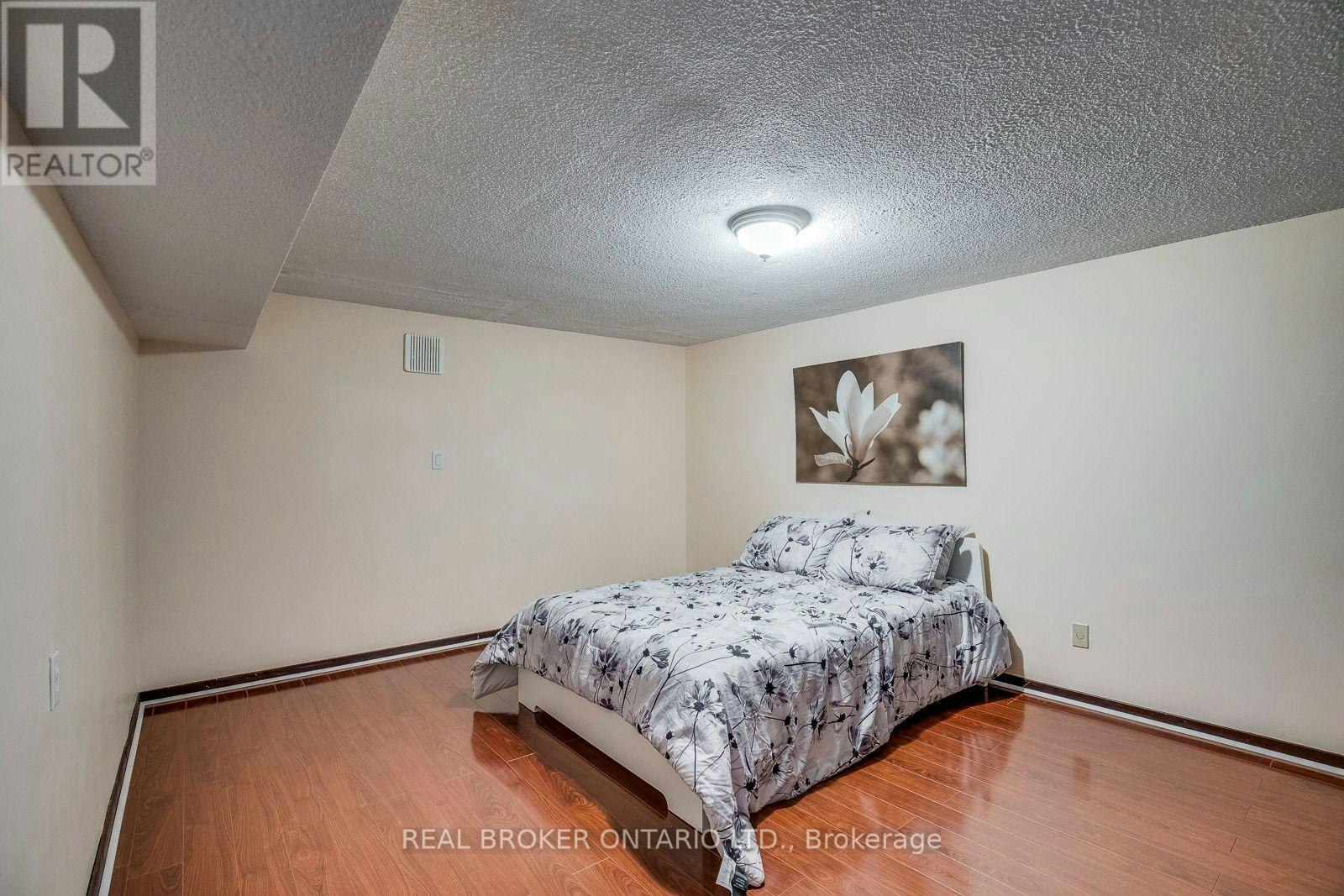 BSMT-43 Hammond Road, Mississauga, ON, L5M 2A1 - 5