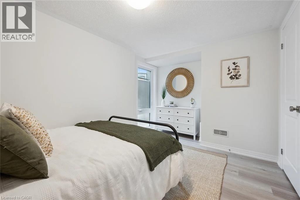 34 Reverie Way, Kitchener, ON, N2E 0K5 - 13
