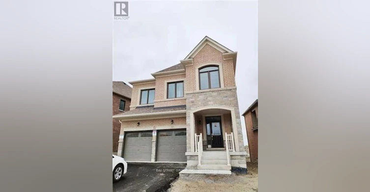 32 Holland Vista Street, East Gwillimbury, ON, L9N 0T2