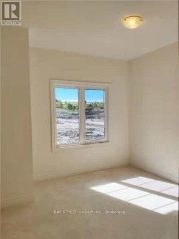 32 Holland Vista Street, East Gwillimbury, ON, L9N 0T2 - 8
