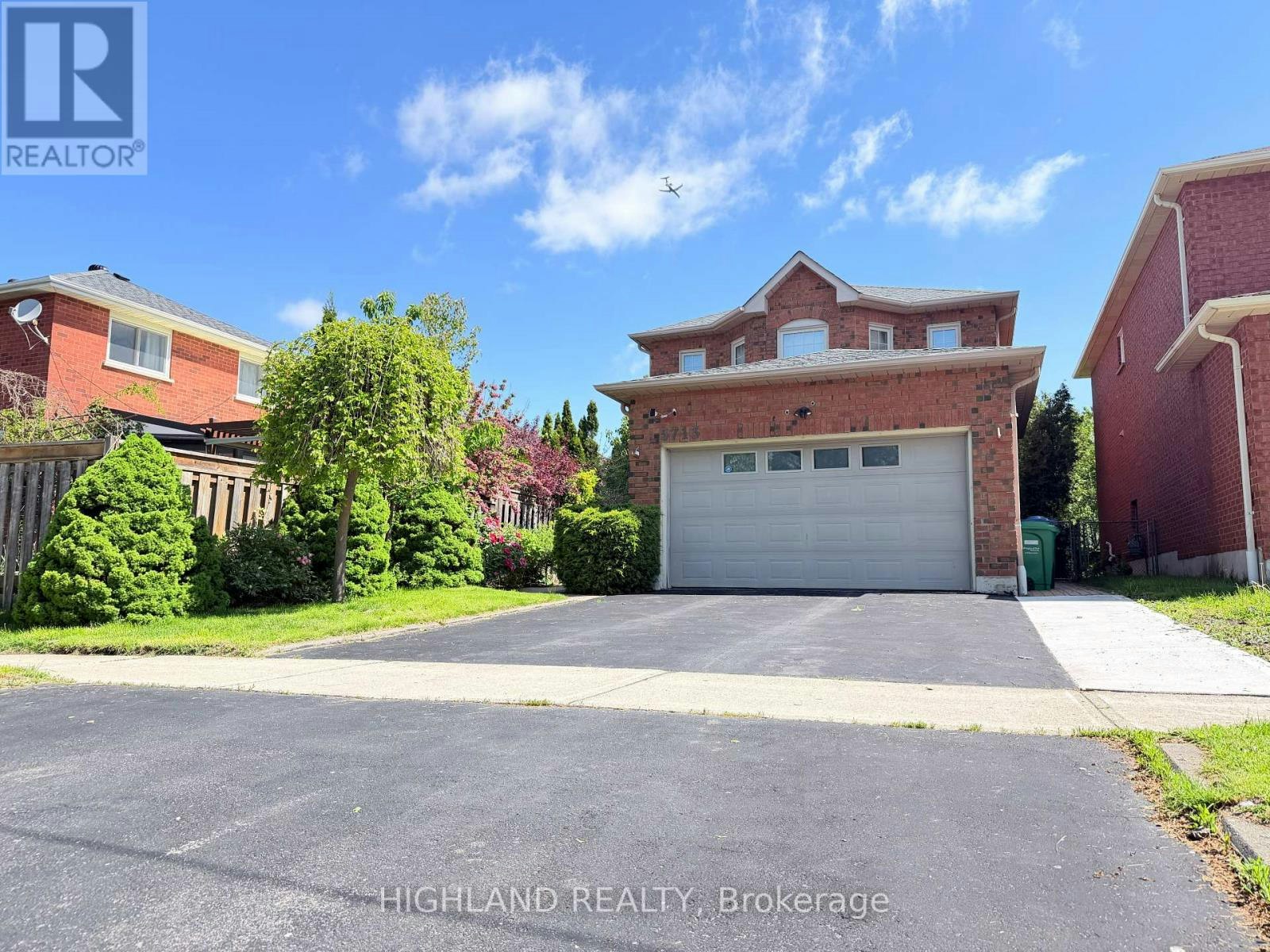 BSMT-5713 Sparkwell Drive, Mississauga, ON, L5R 3N8