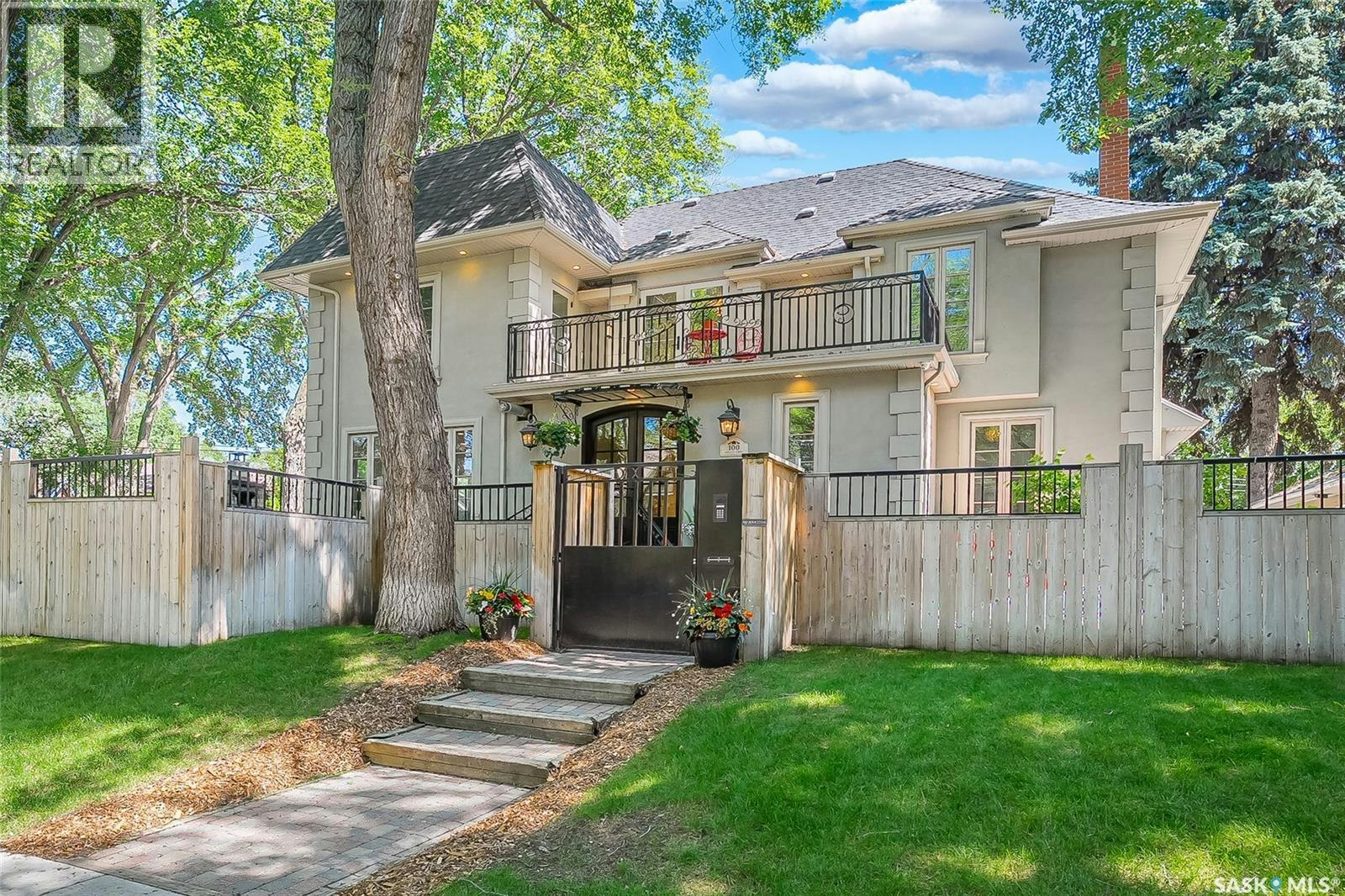 100 Poplar Crescent, Saskatoon, SK, S7M 0A6