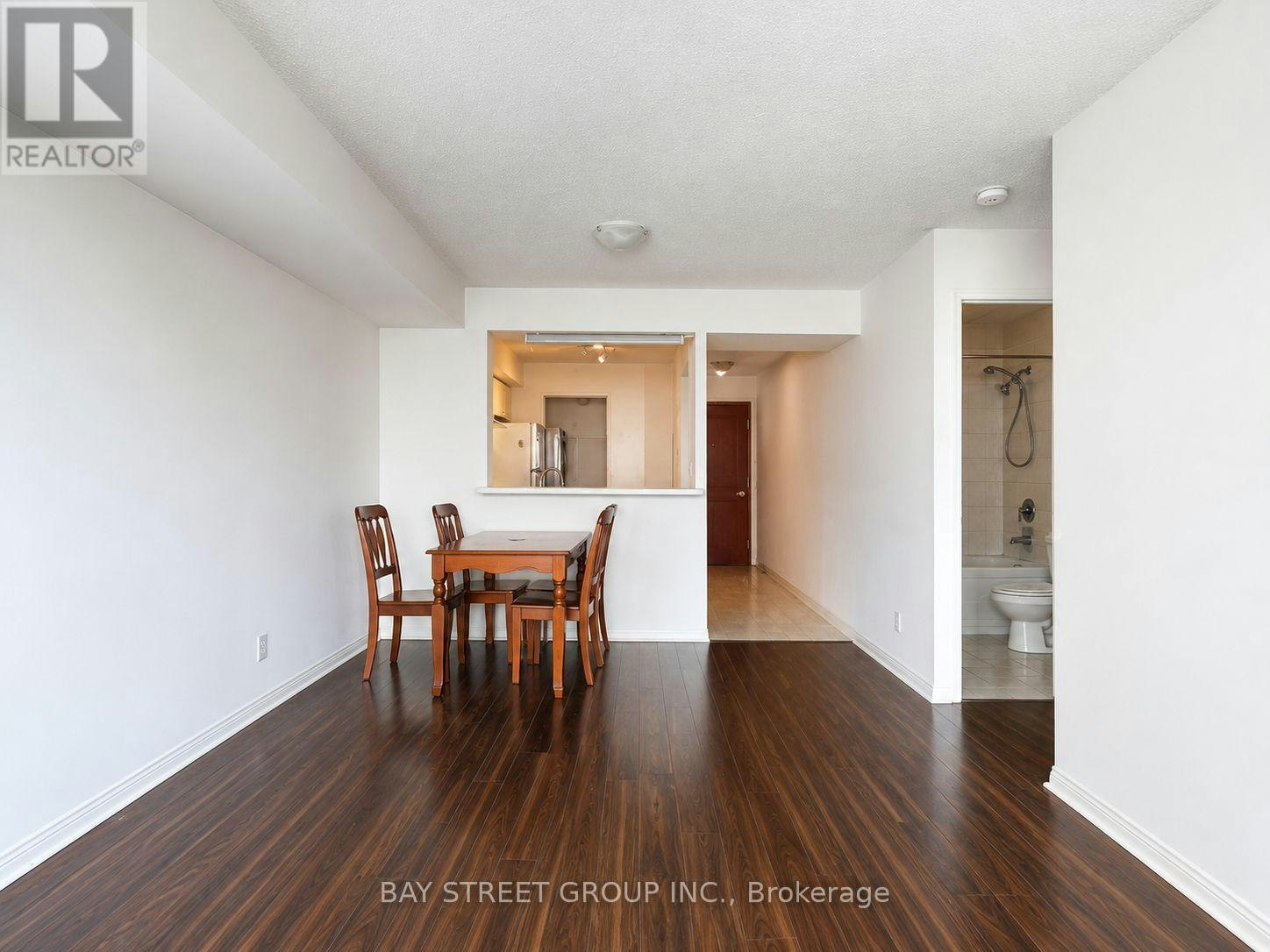 510-18 Lee Centre Drive, Toronto, ON, M1H 3H5 - 3