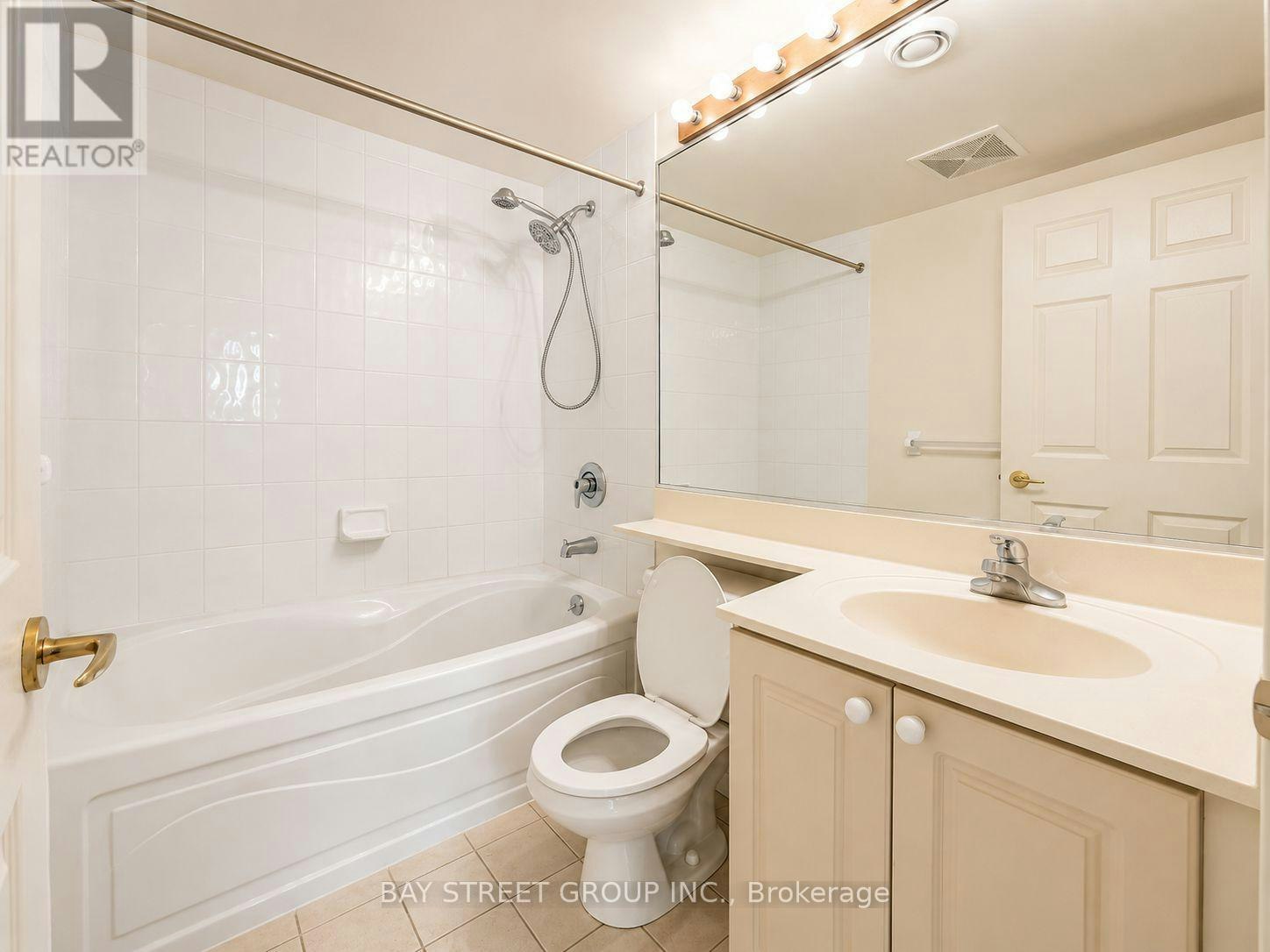 510-18 Lee Centre Drive, Toronto, ON, M1H 3H5 - 9