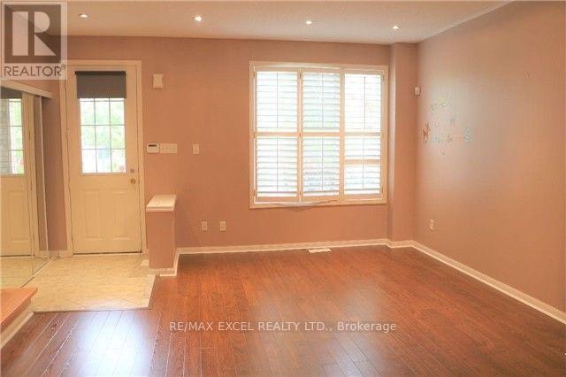 312 Country Glen Road, Markham, ON, L6B 1C5 - 2