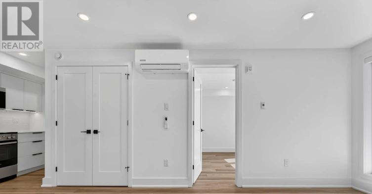 7-549 Melbourne Avenue, Ottawa, ON, K2A 1W7 - 3