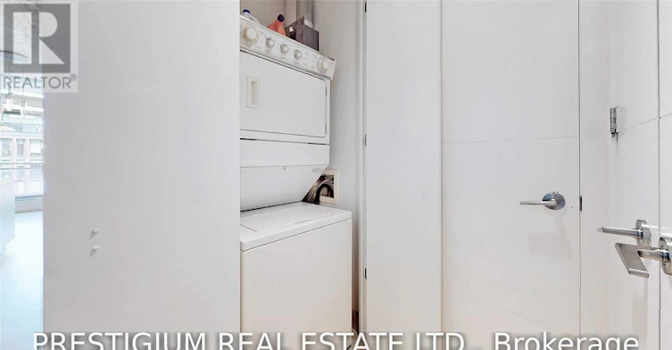 611-66 Portland Street, Toronto, ON, M5V 2M6 - 21